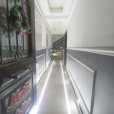 Center House Apart 아파트호텔