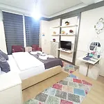 Aparthotel Center House Apart *