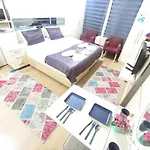 Aparthotel Center House Apart *